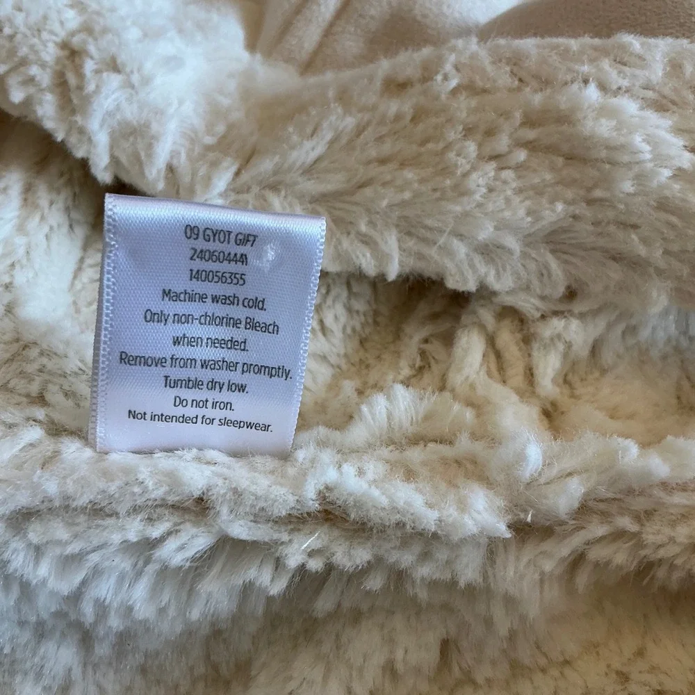 Gymboree Little Girls Faux Fur Trim Hooded Soft Jacket Cream Size‎ 4t